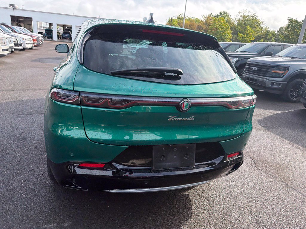 Used 2024 Alfa Romeo Tonale Ti AWD/4WD image 4