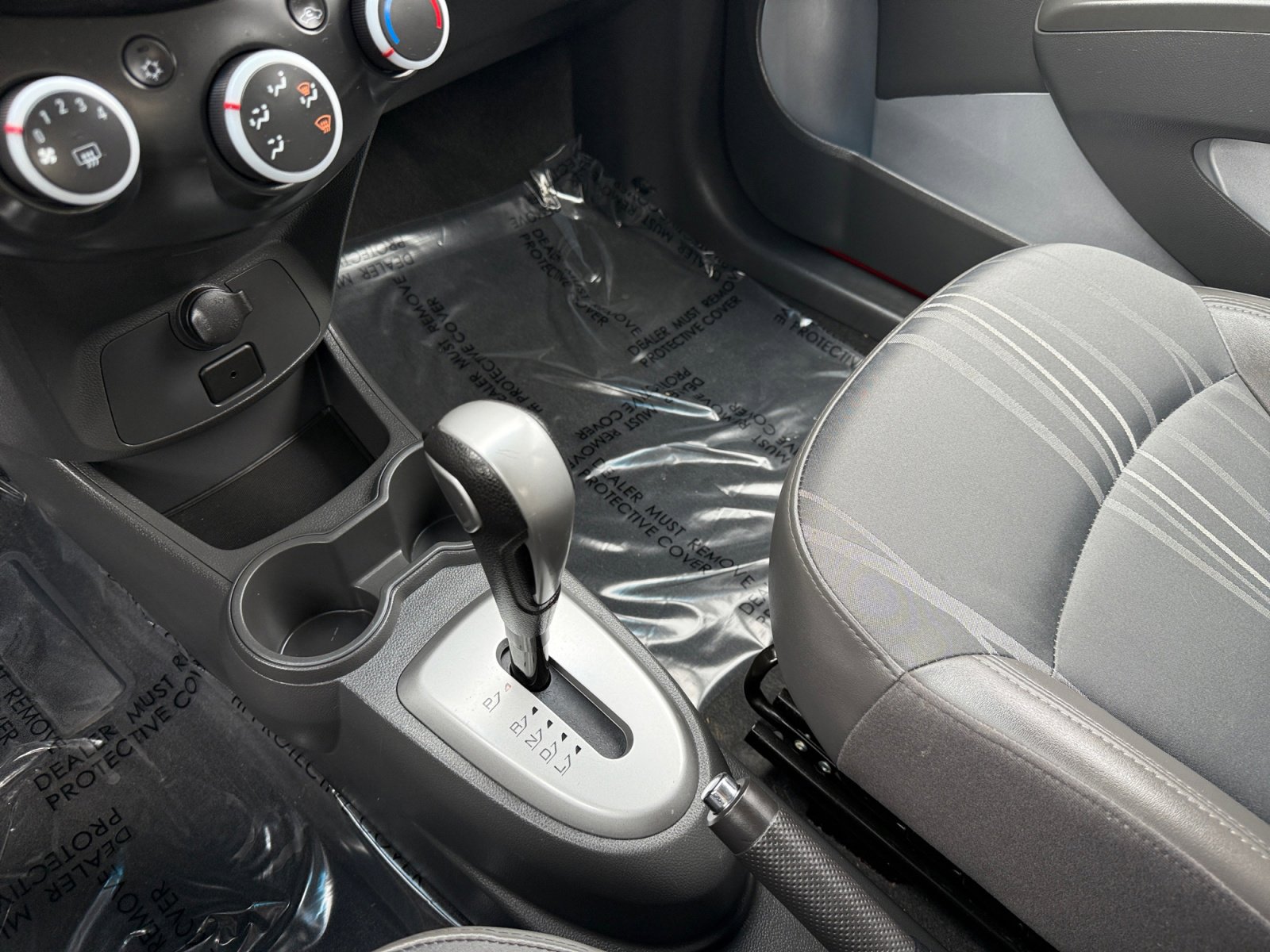 Used 2014 Chevrolet Spark LS image 13