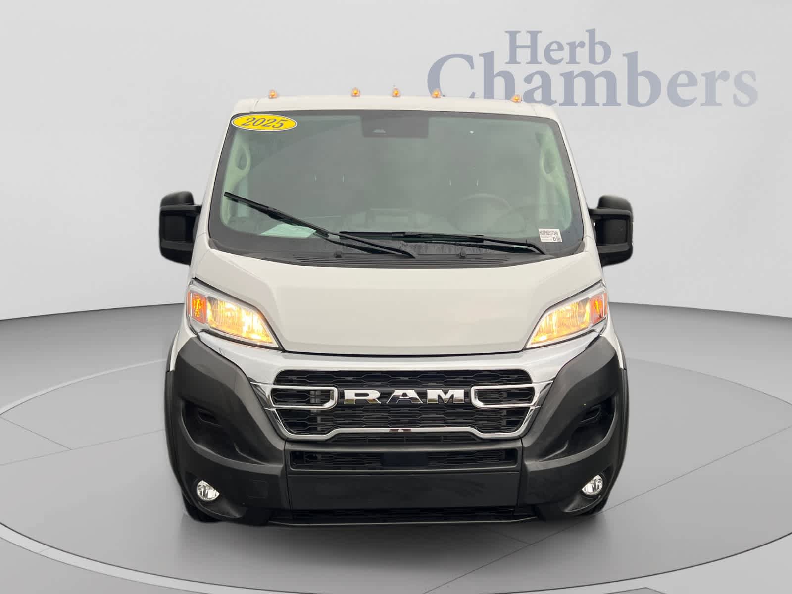 Used 2025 RAM ProMaster 2500 w/ U-Haul Equipment Group FWD image 2