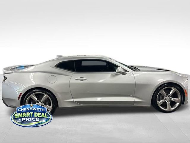 Used 2018 Chevrolet Camaro SS RWD image 6