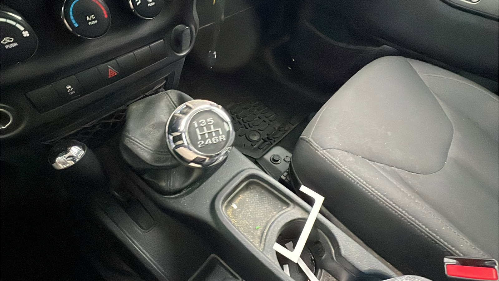 Used 2016 Jeep Wrangler Unlimited Sport w/ Max Tow Package image 30