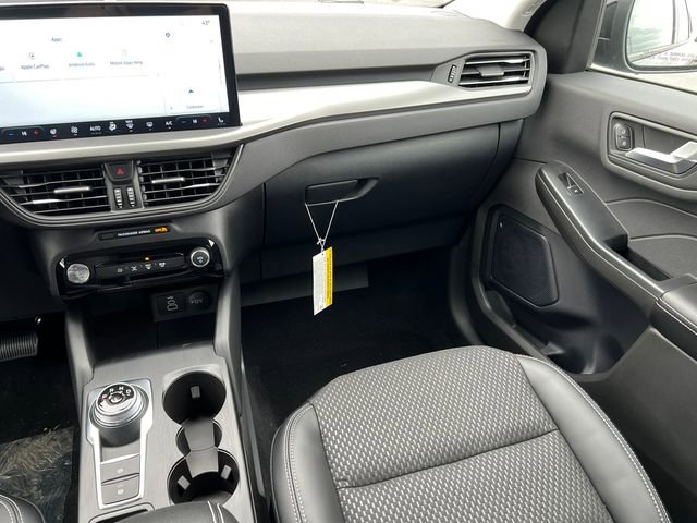 New 2024 Ford Escape SE FWD image 26