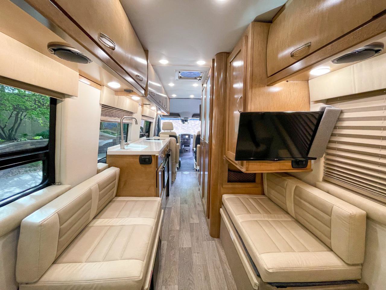 Used 2017 Mercedes-Benz Sprinter 3500 image 32