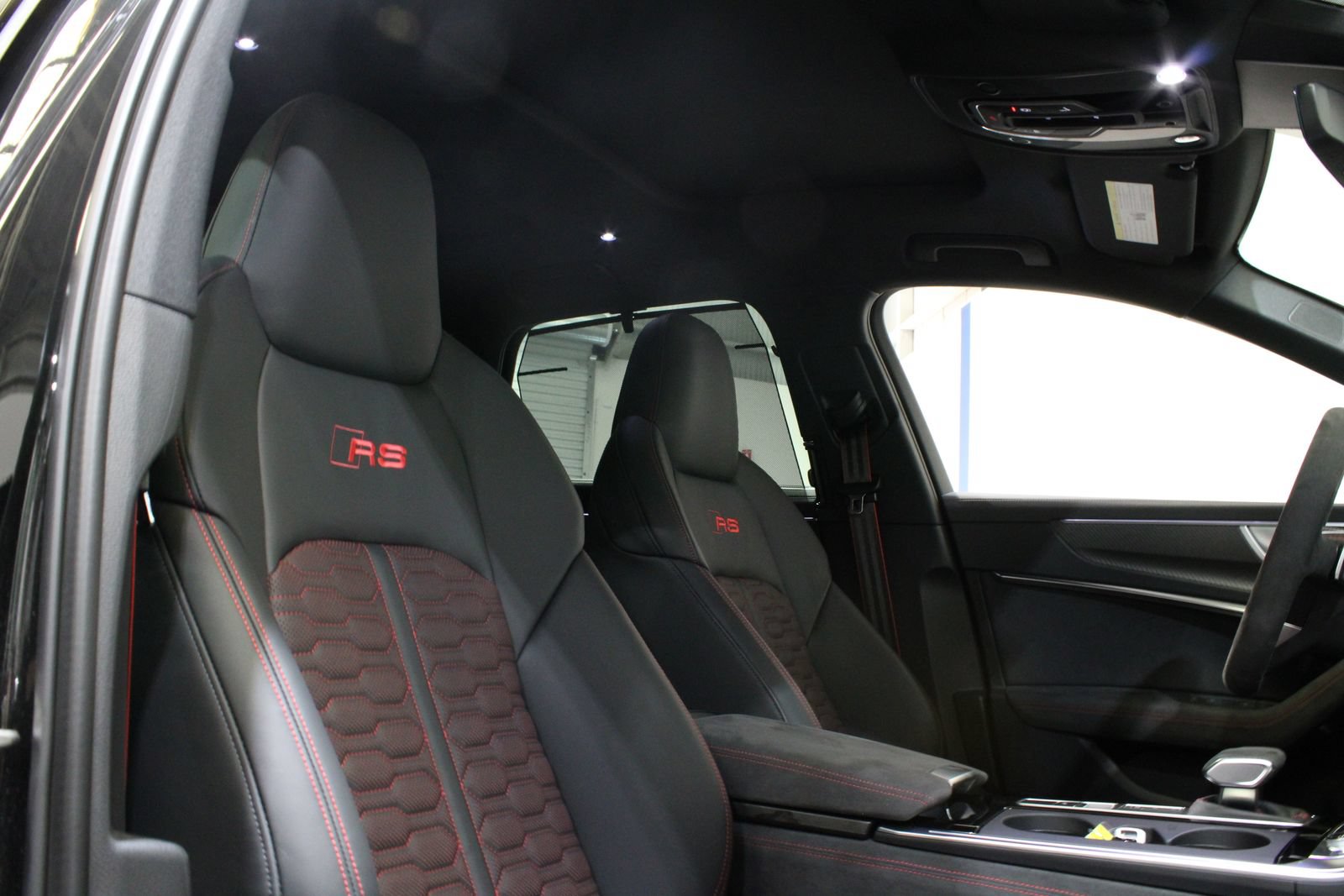Used 2025 Audi RS 6 performance AWD/4WD image 22