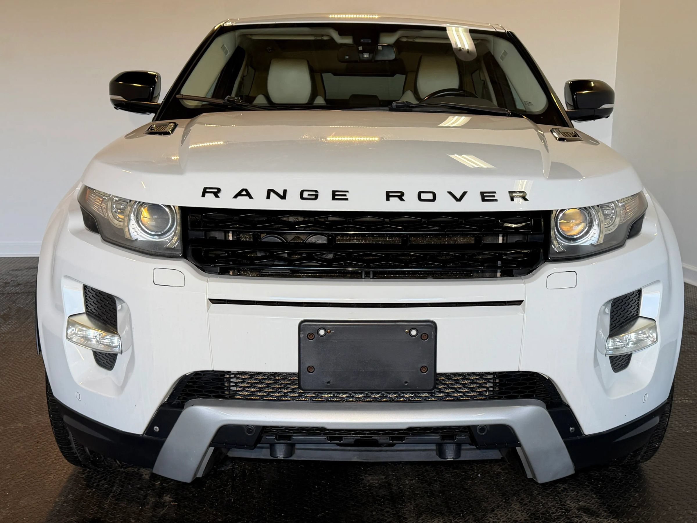 Used 2012 Land Rover Range Rover Evoque Dynamic AWD/4WD image 3