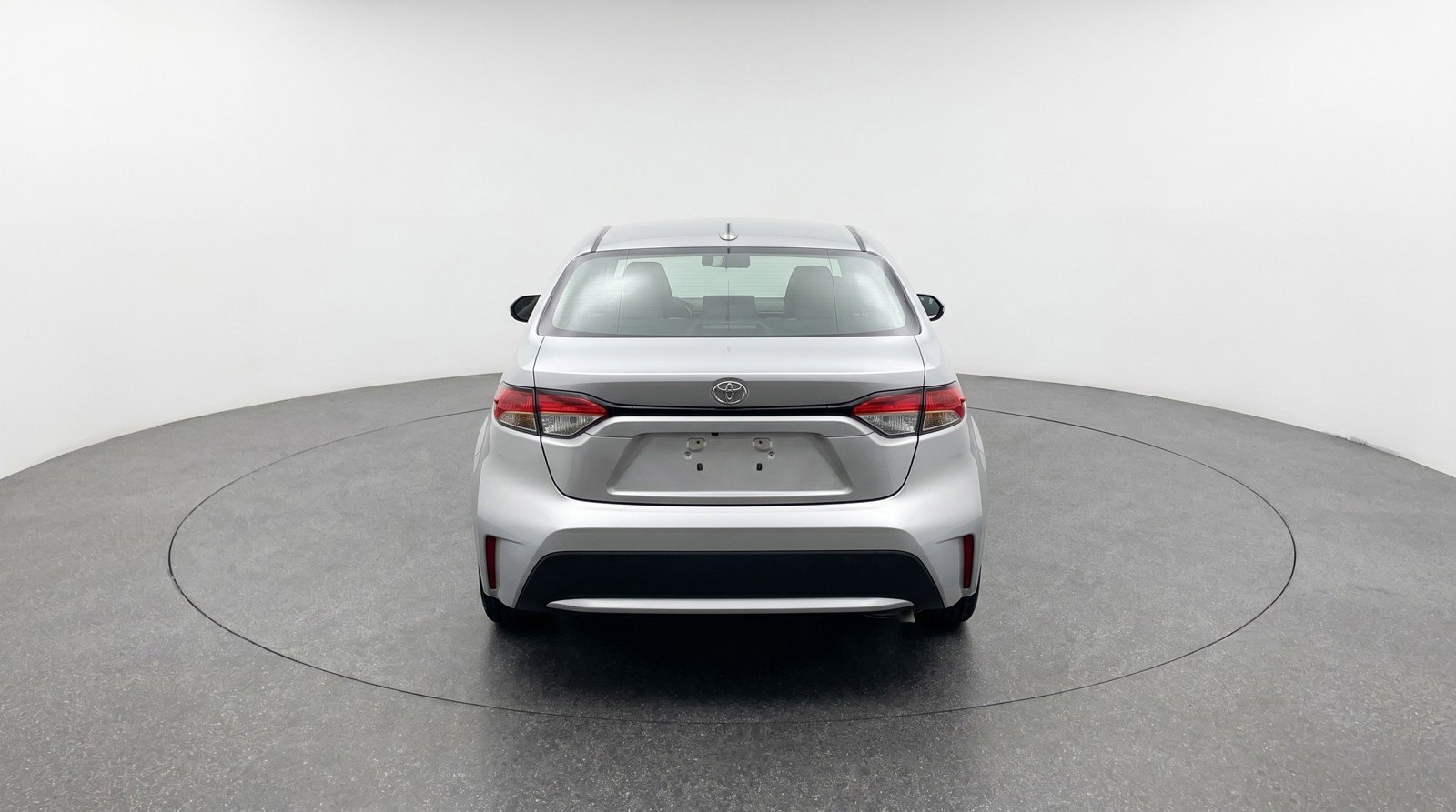 Used 2025 Toyota Corolla LE FWD image 7