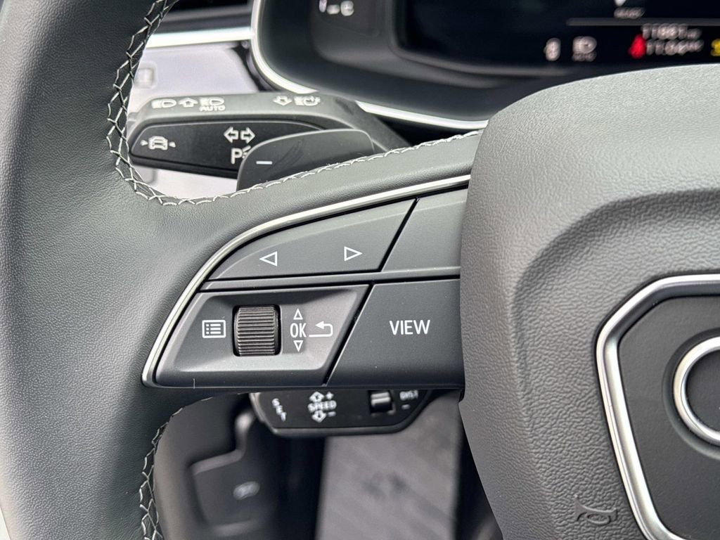 Used 2025 Audi Q7 3.0T Premium Plus image 29