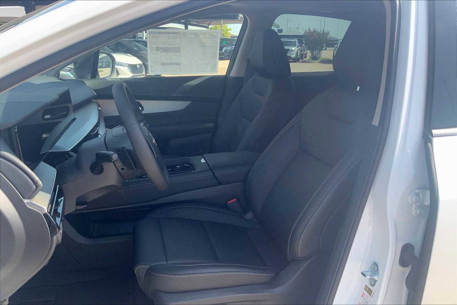 New 2025 Nissan Murano SL w/ Cargo Package AWD/4WD image 9