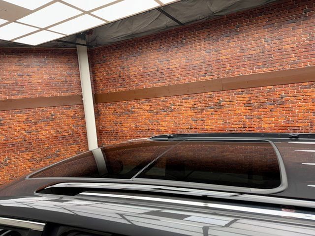 Used 2024 Jeep Grand Cherokee Overland w/ Luxury Tech Group IV image 25