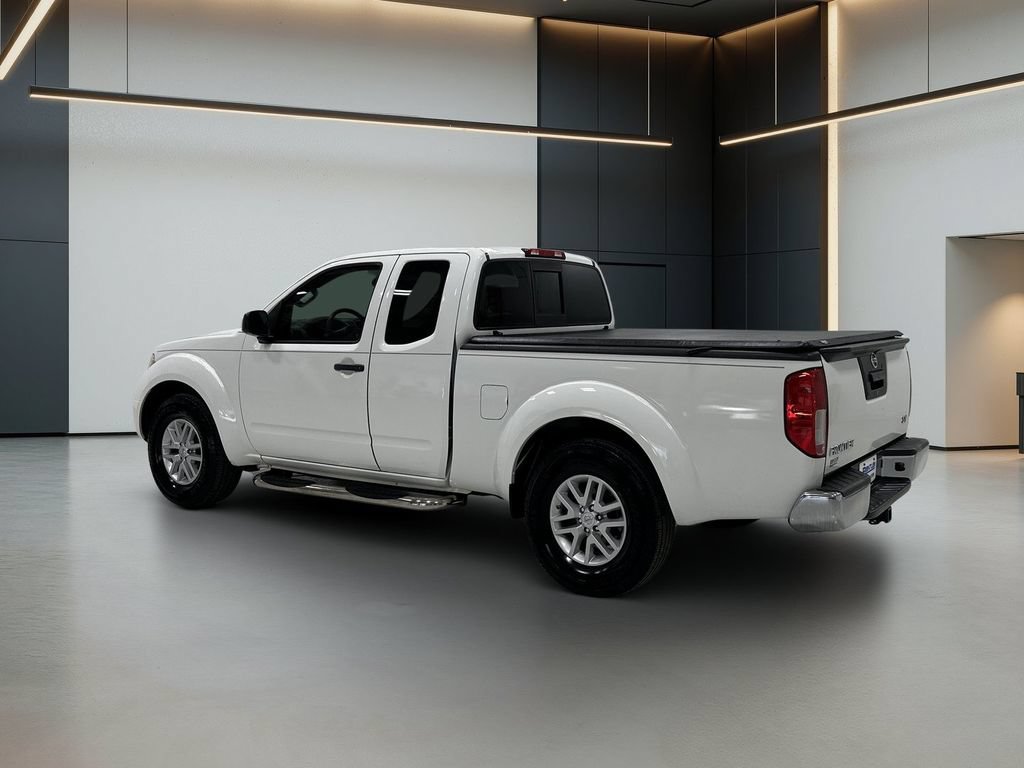 Used 2017 Nissan Frontier SV RWD image 3