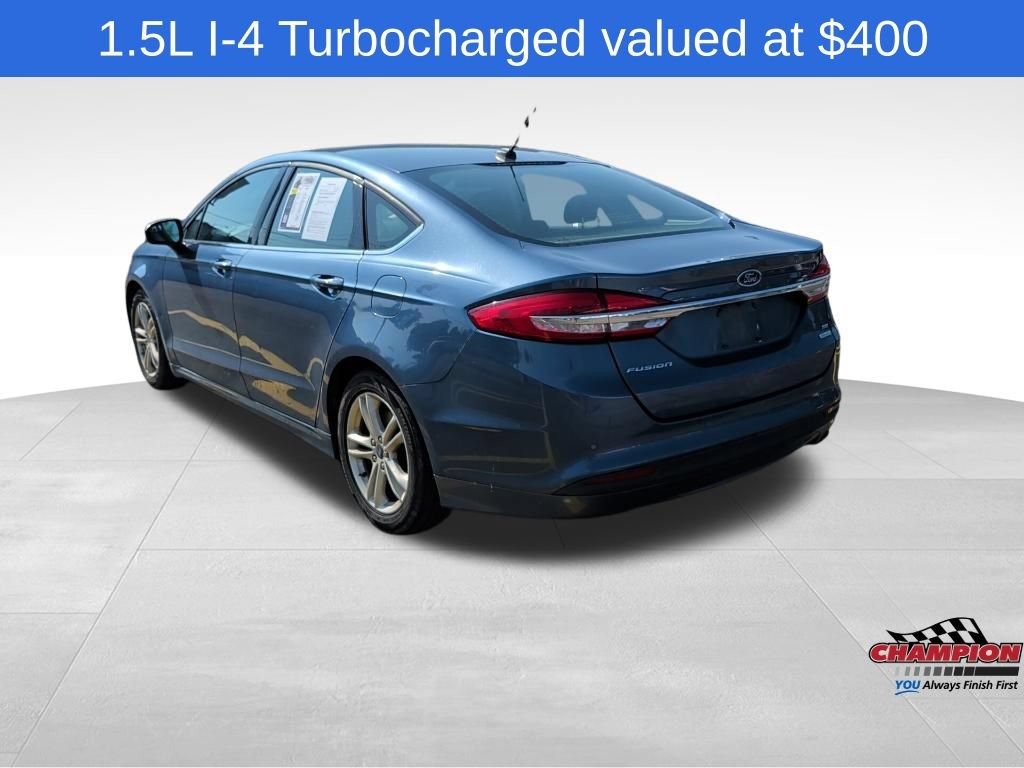 Used 2018 Ford Fusion SE w/ Fusion SE Technology Package FWD video 3