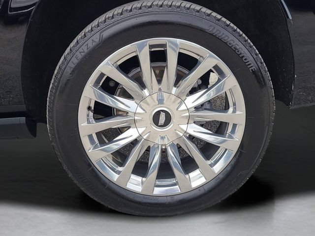 Used 2024 Cadillac Escalade ESV Premium Luxury w/ Performance Package AWD/4WD image 35