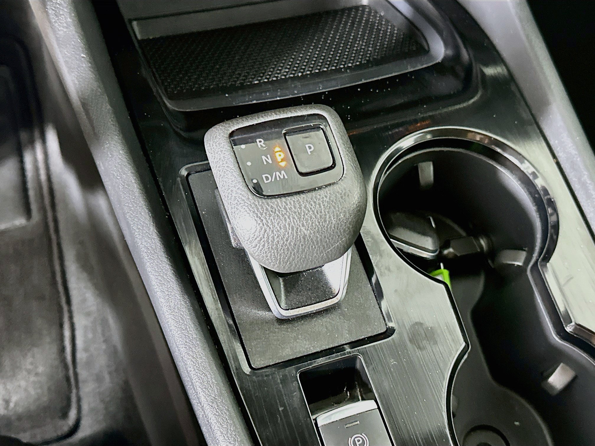 Used 2025 Nissan Rogue SV FWD image 24