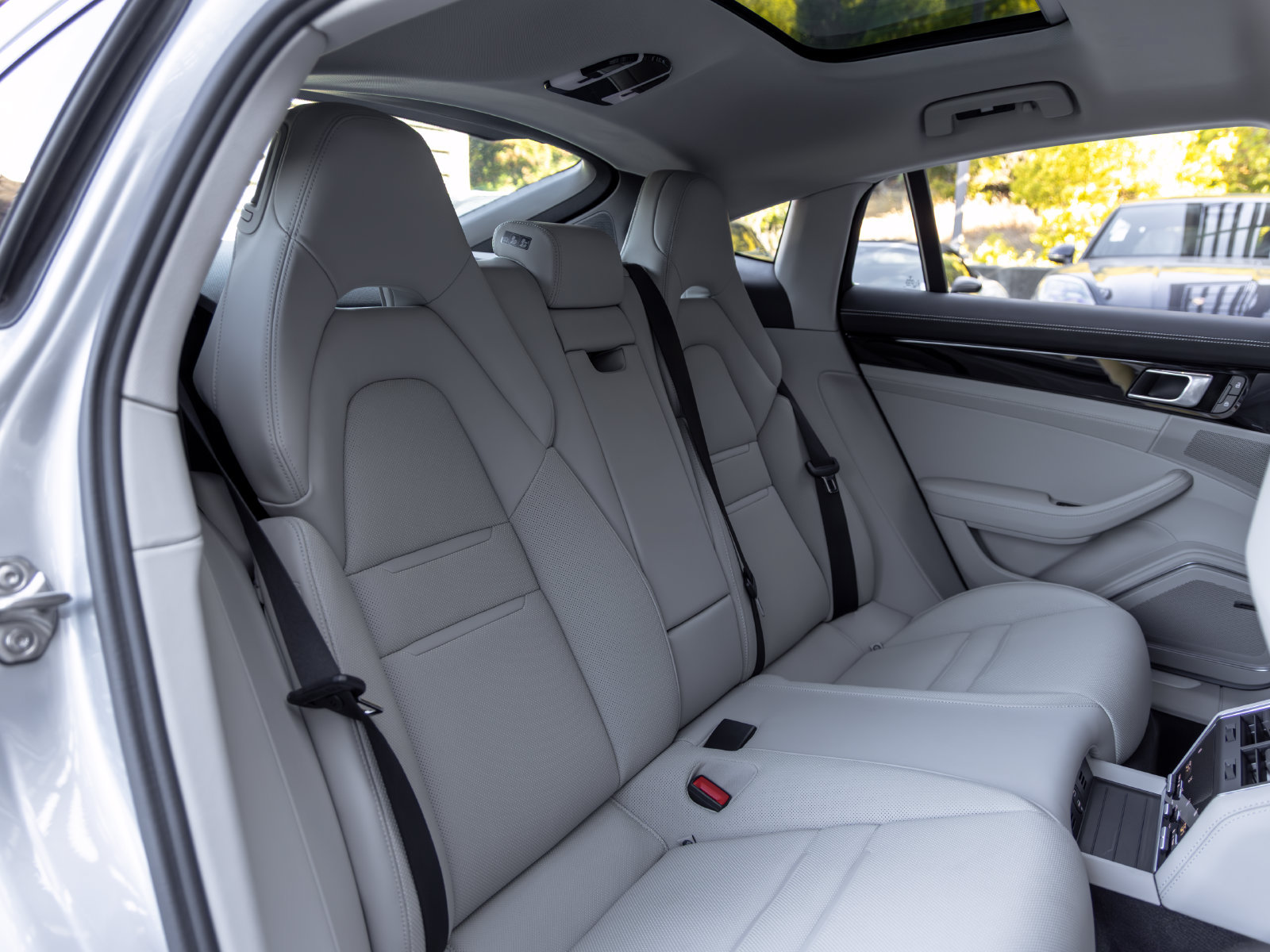 Certified 2022 Porsche Panamera 4S AWD/4WD image 51