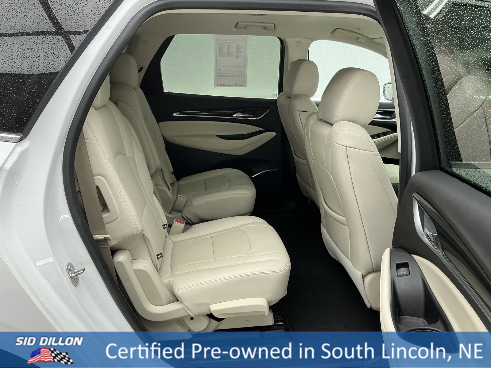 Used 2023 Buick Enclave Essence image 23