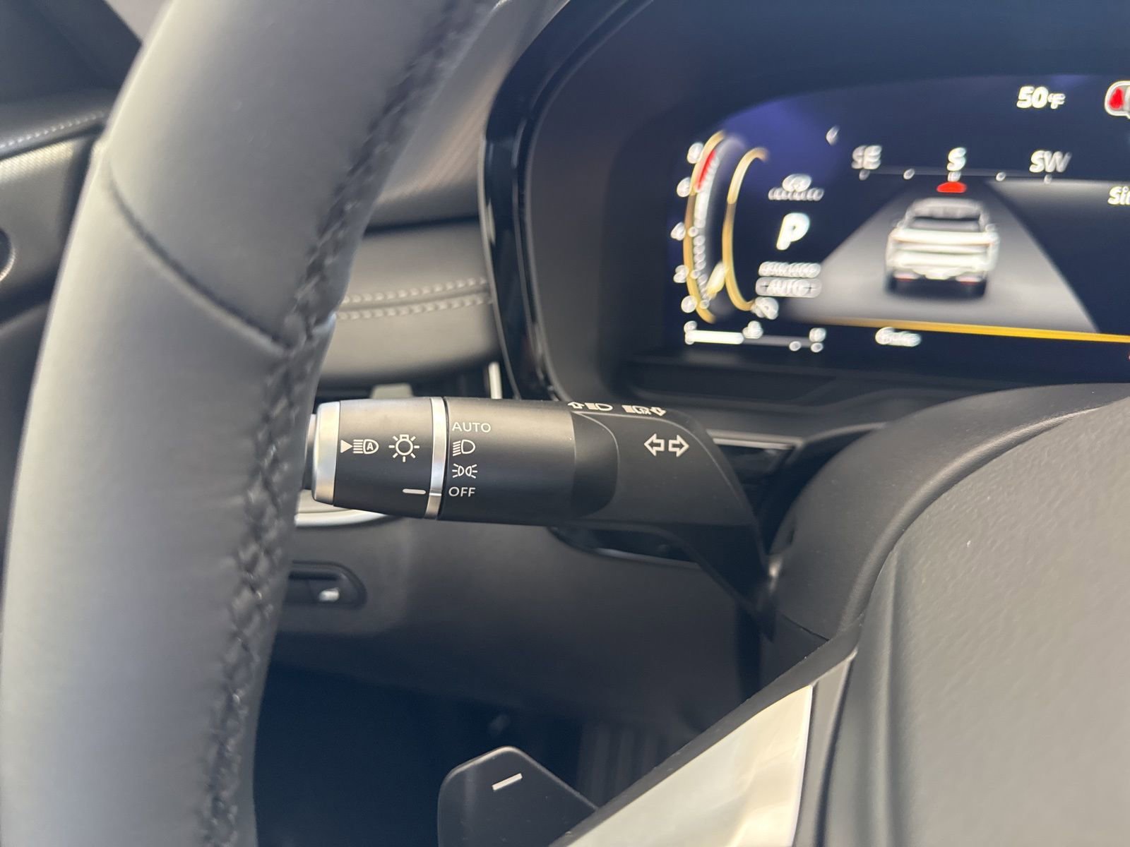 New 2026 INFINITI QX60 Luxe w/ Cargo Package AWD/4WD image 17