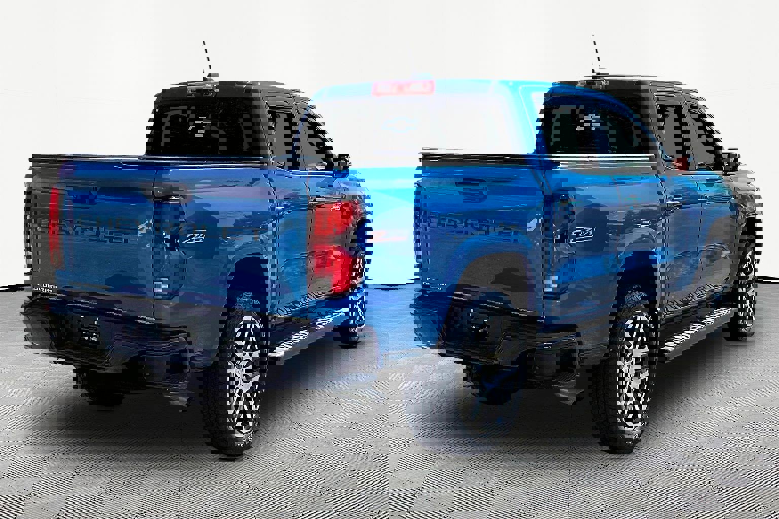 Used 2024 Chevrolet Colorado Z71 w/ Advanced Trailering Package image 6