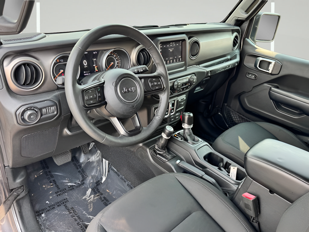 Used 2018 Jeep Wrangler Sport AWD/4WD image 8