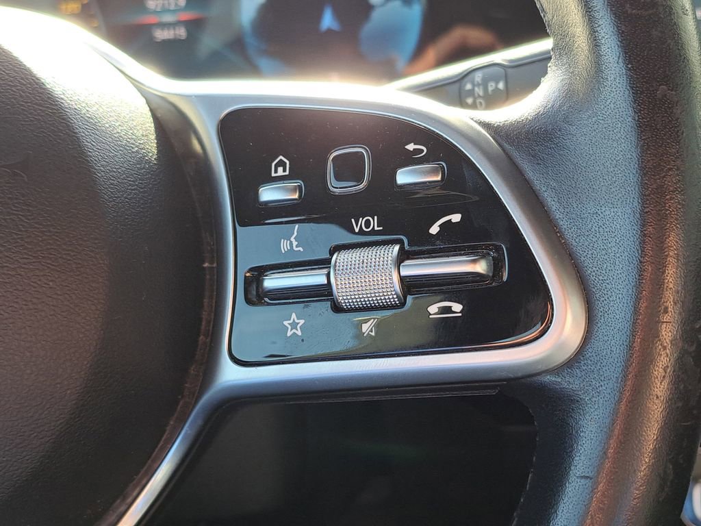 Used 2022 Mercedes-Benz CLA 250 image 19