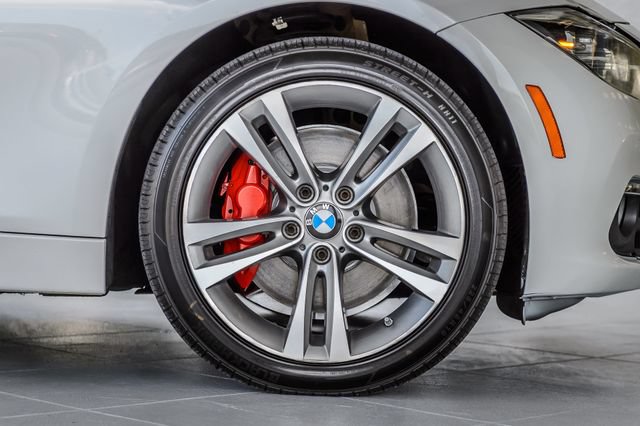 Used 2018 BMW 340i xDrive Sedan AWD/4WD image 15