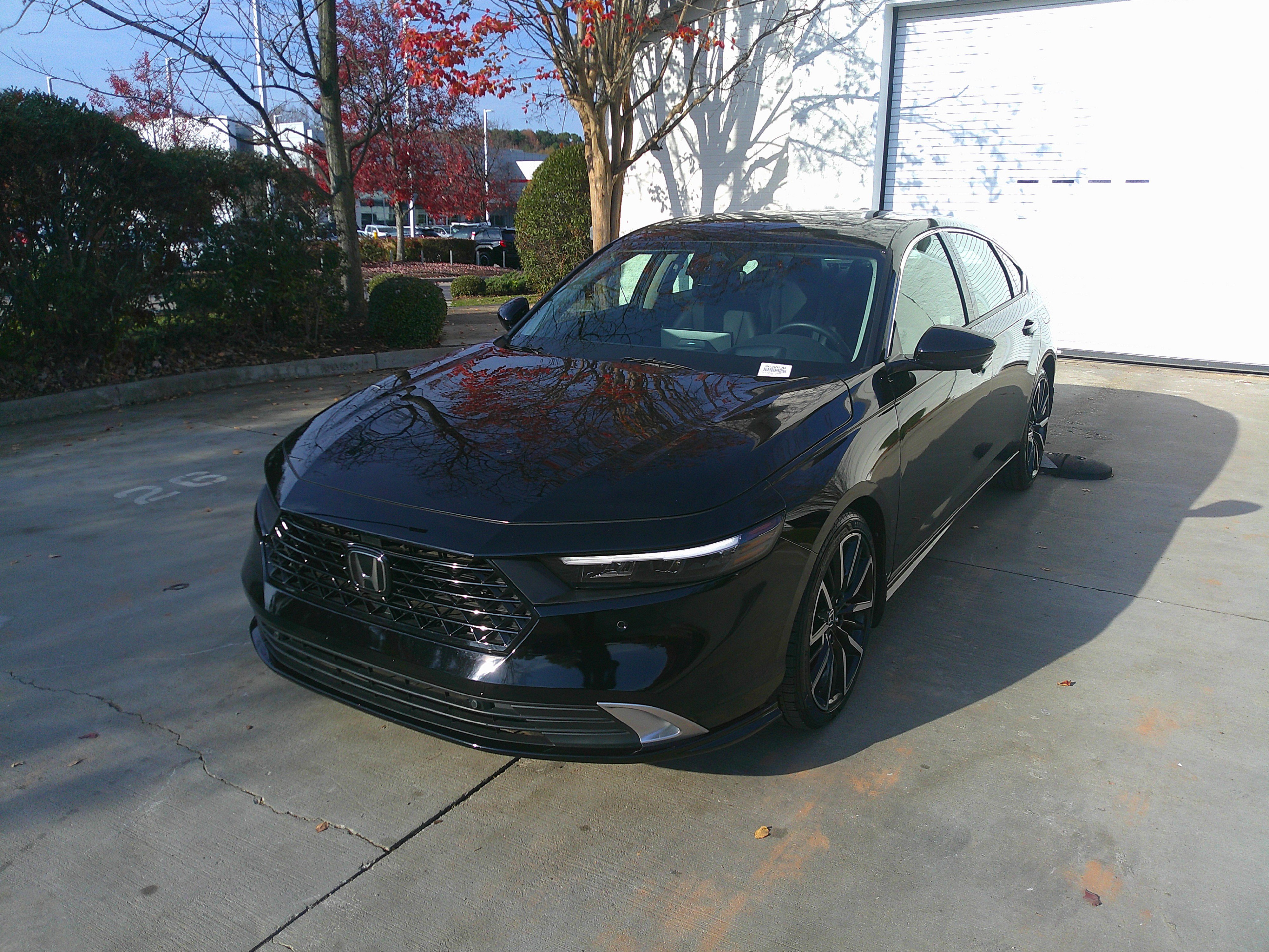 Used 2023 Honda Accord Touring image 6