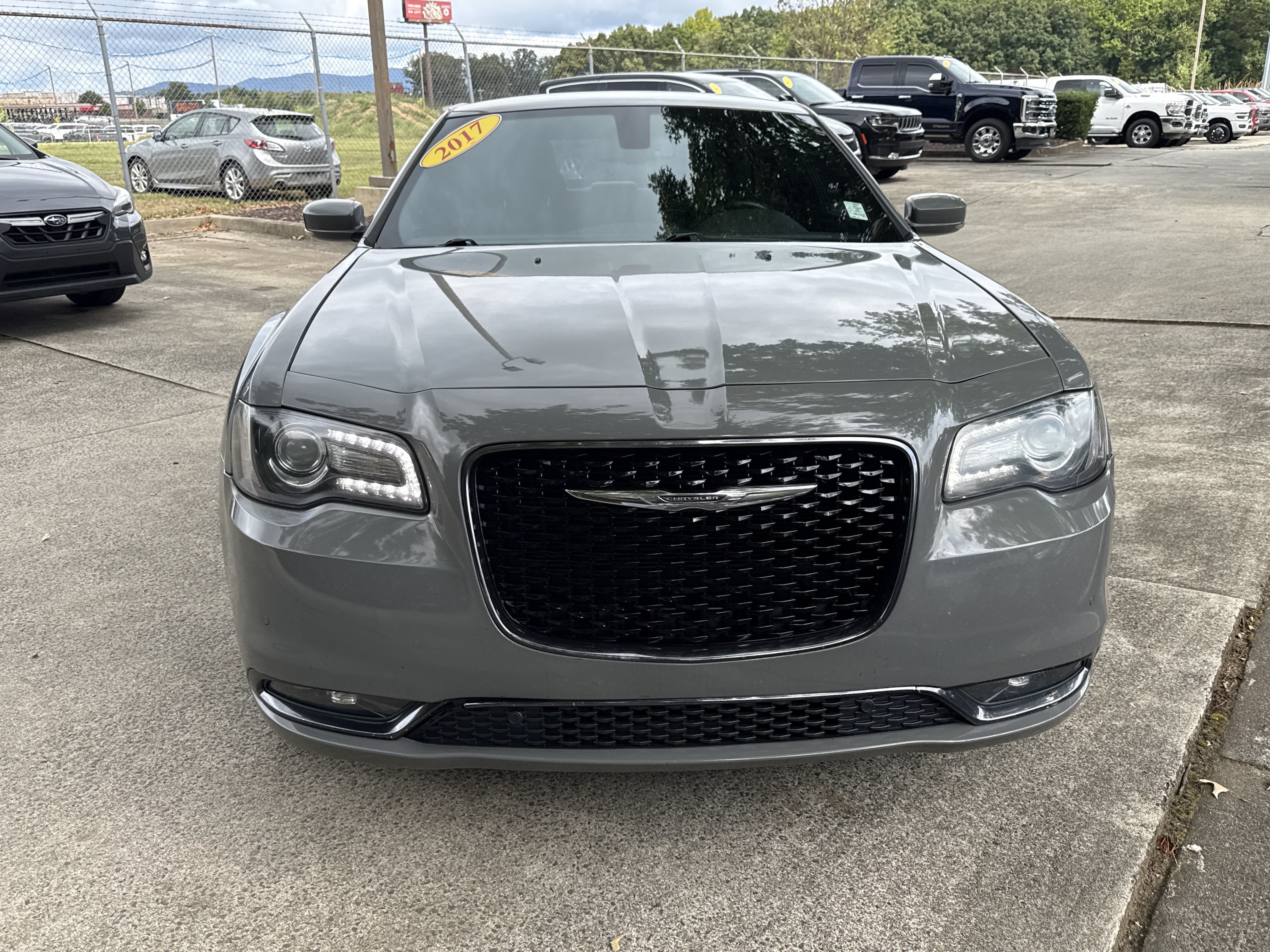 Used 2017 Chrysler 300 S w/ 300S Premium Group 2 RWD image 2