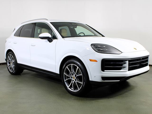 New 2026 Porsche Cayenne AWD/4WD image 9