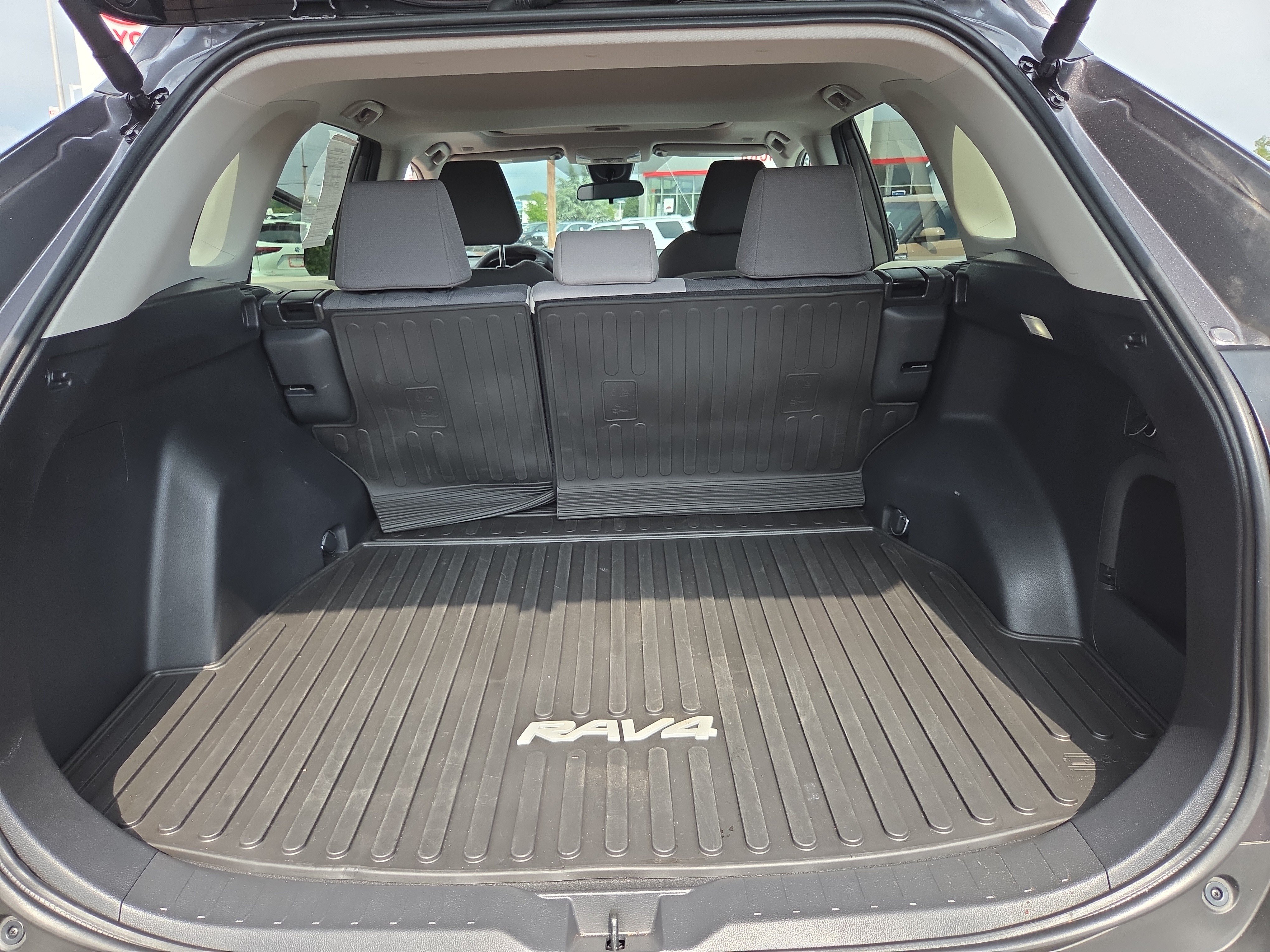 Certified 2024 Toyota RAV4 XLE w/ Convenience Package AWD/4WD image 33
