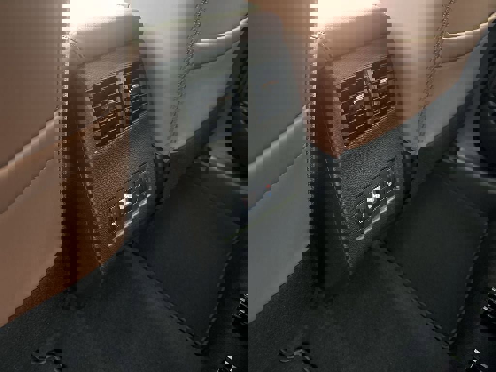 New 2026 Mitsubishi Outlander SEL image 30