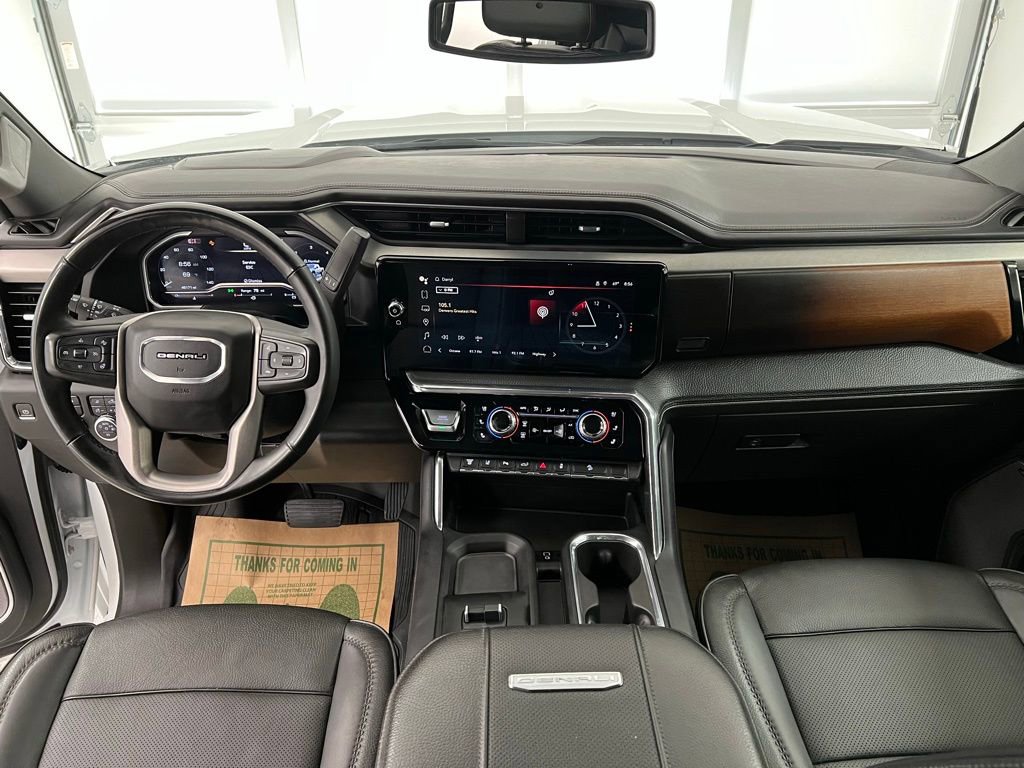 Used 2024 GMC Sierra 3500 Denali image 25
