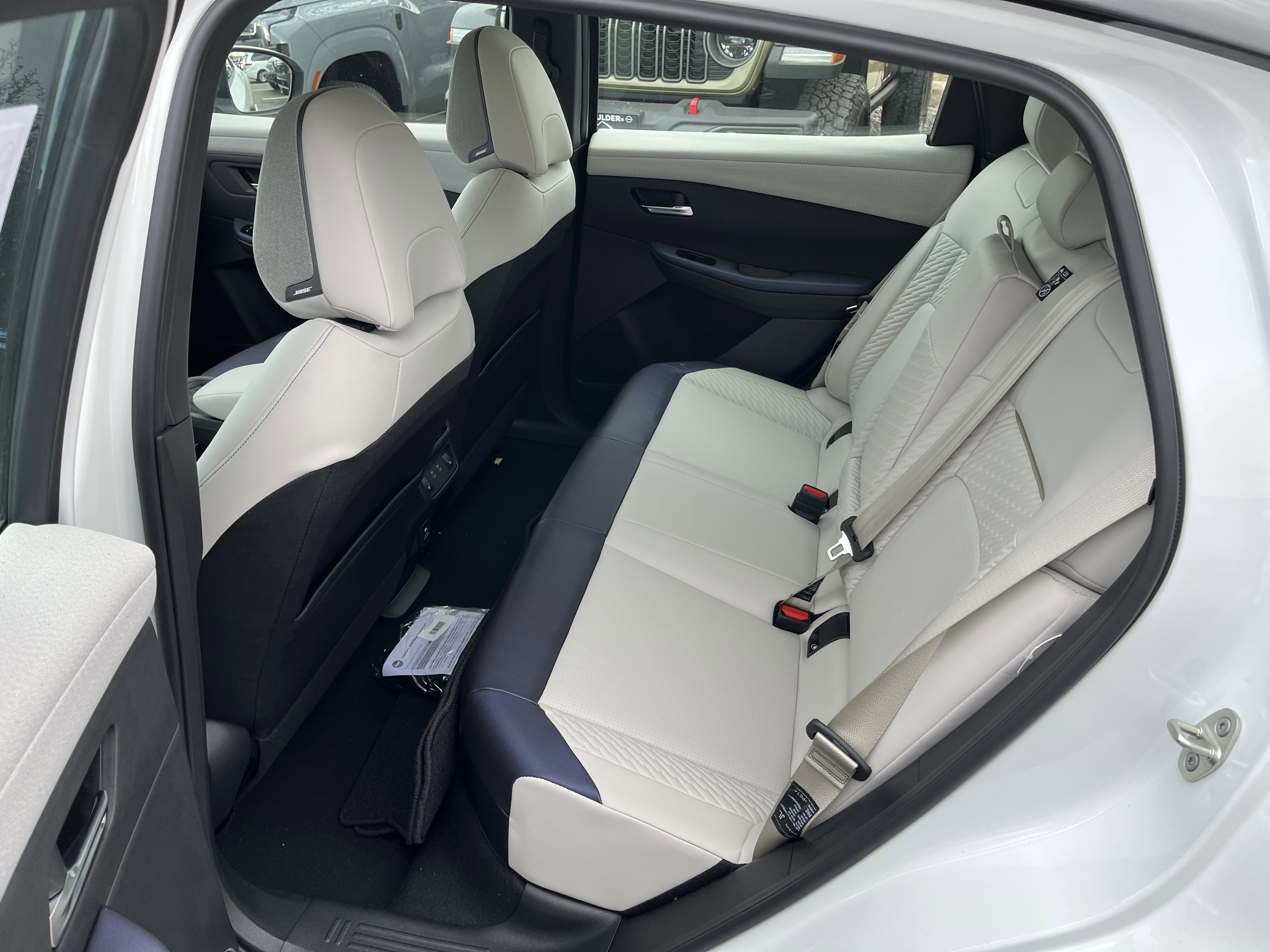 New 2026 Nissan Leaf Platinum+ w/ Cargo Package (Platinum+) image 25