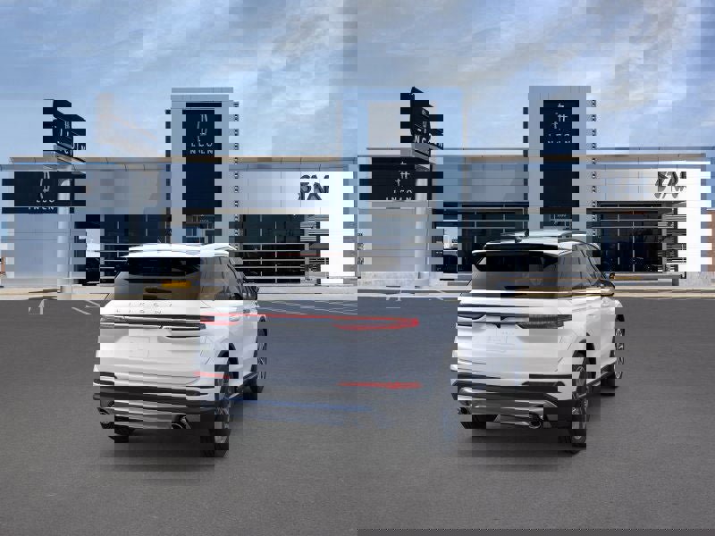 New 2026 Lincoln Corsair Premiere image 8