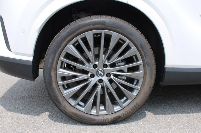 Used 2025 Lexus RX 350 AWD w/ Convenience Package image 34