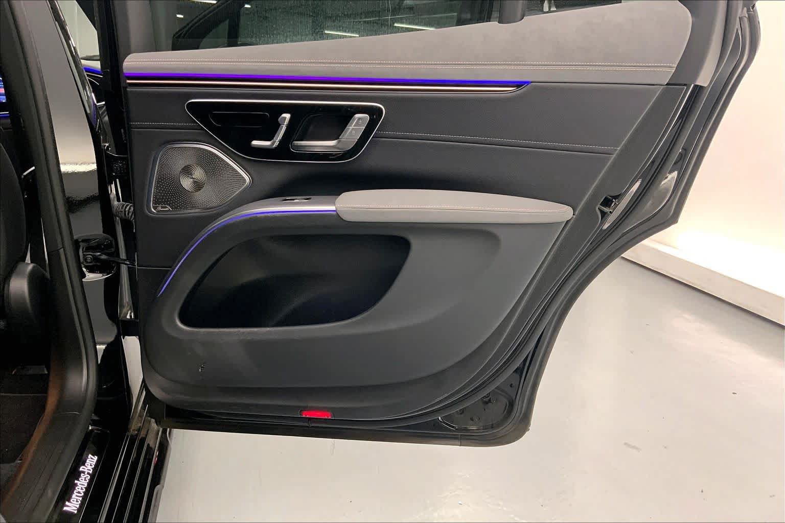 Certified 2023 Mercedes-Benz EQS 580 4MATIC SUV image 13