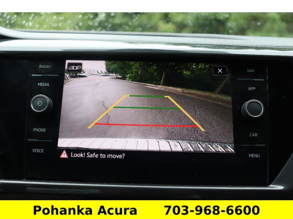 Used 2023 Volkswagen Taos SEL image 15