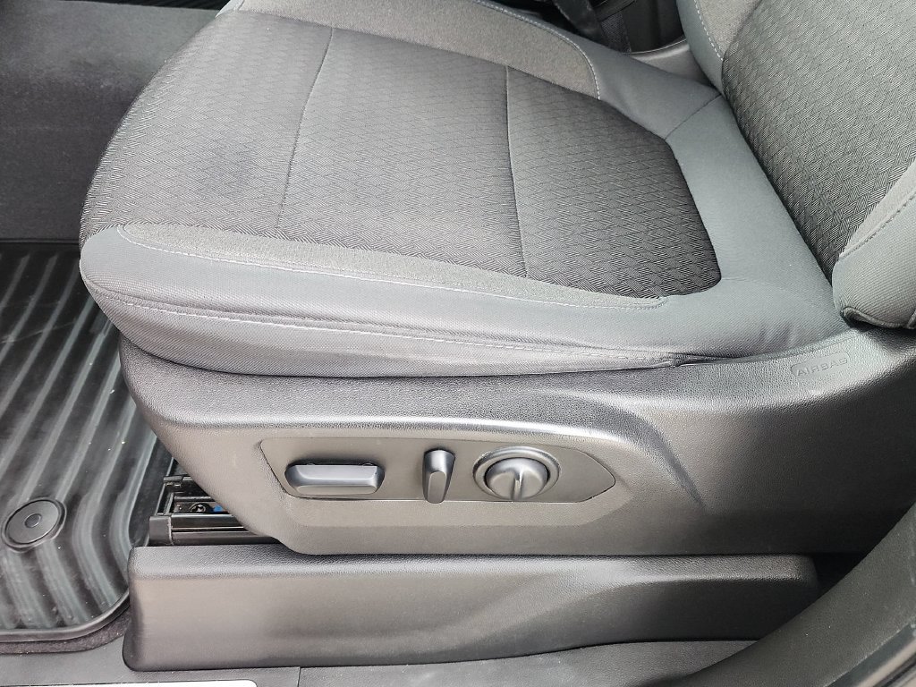 Used 2019 Chevrolet Silverado 1500 LT w/ All-Star Edition RWD image 12