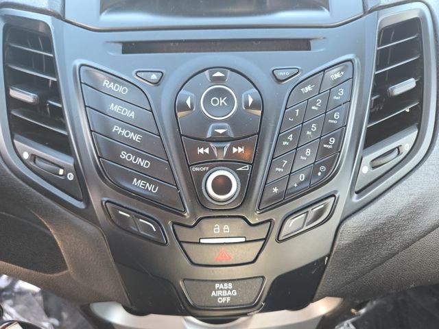 Used 2019 Ford Fiesta SE image 25