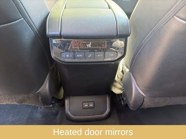 Used 2023 Toyota Highlander XLE image 14