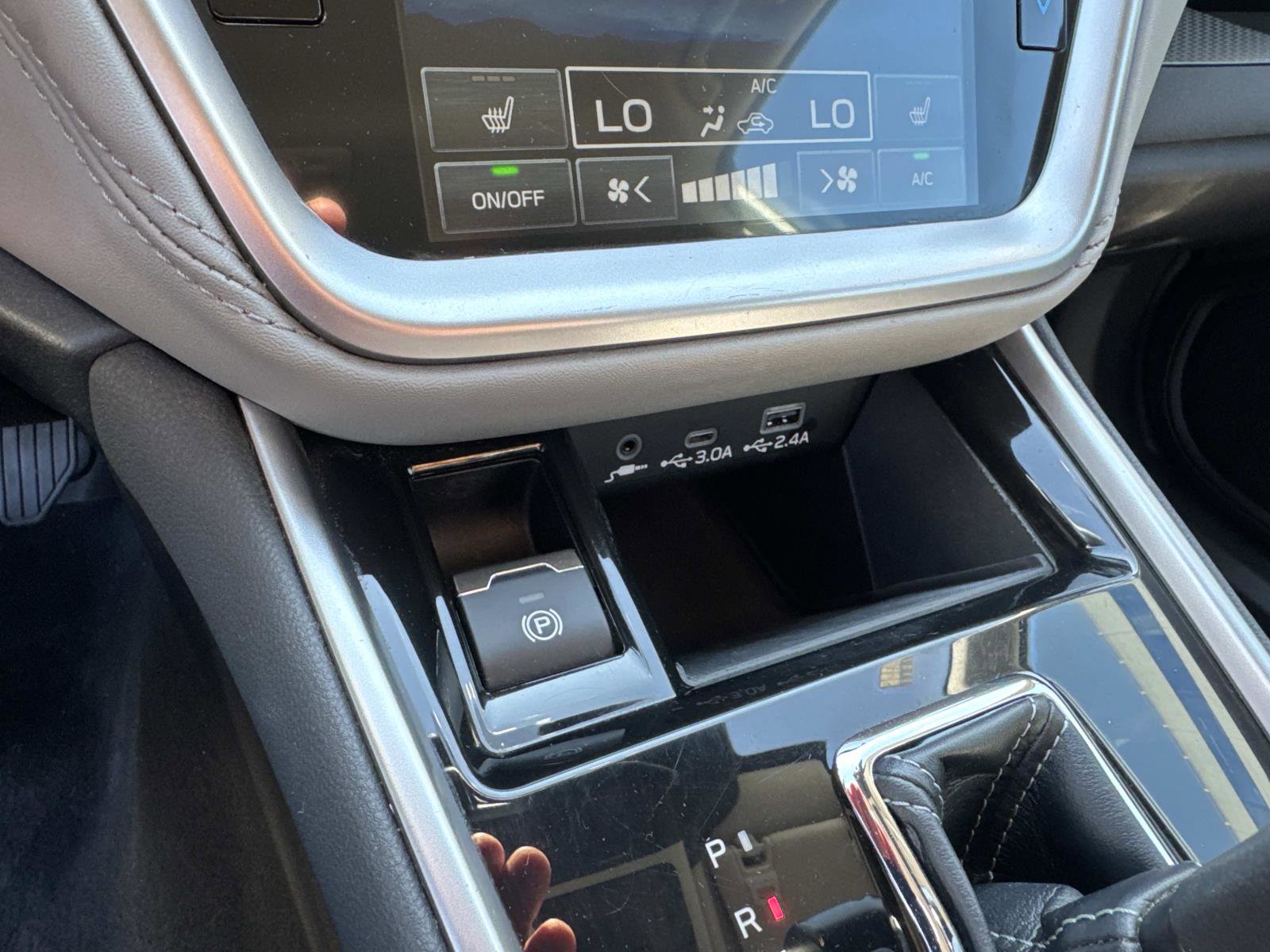 Used 2023 Subaru Outback Premium image 30