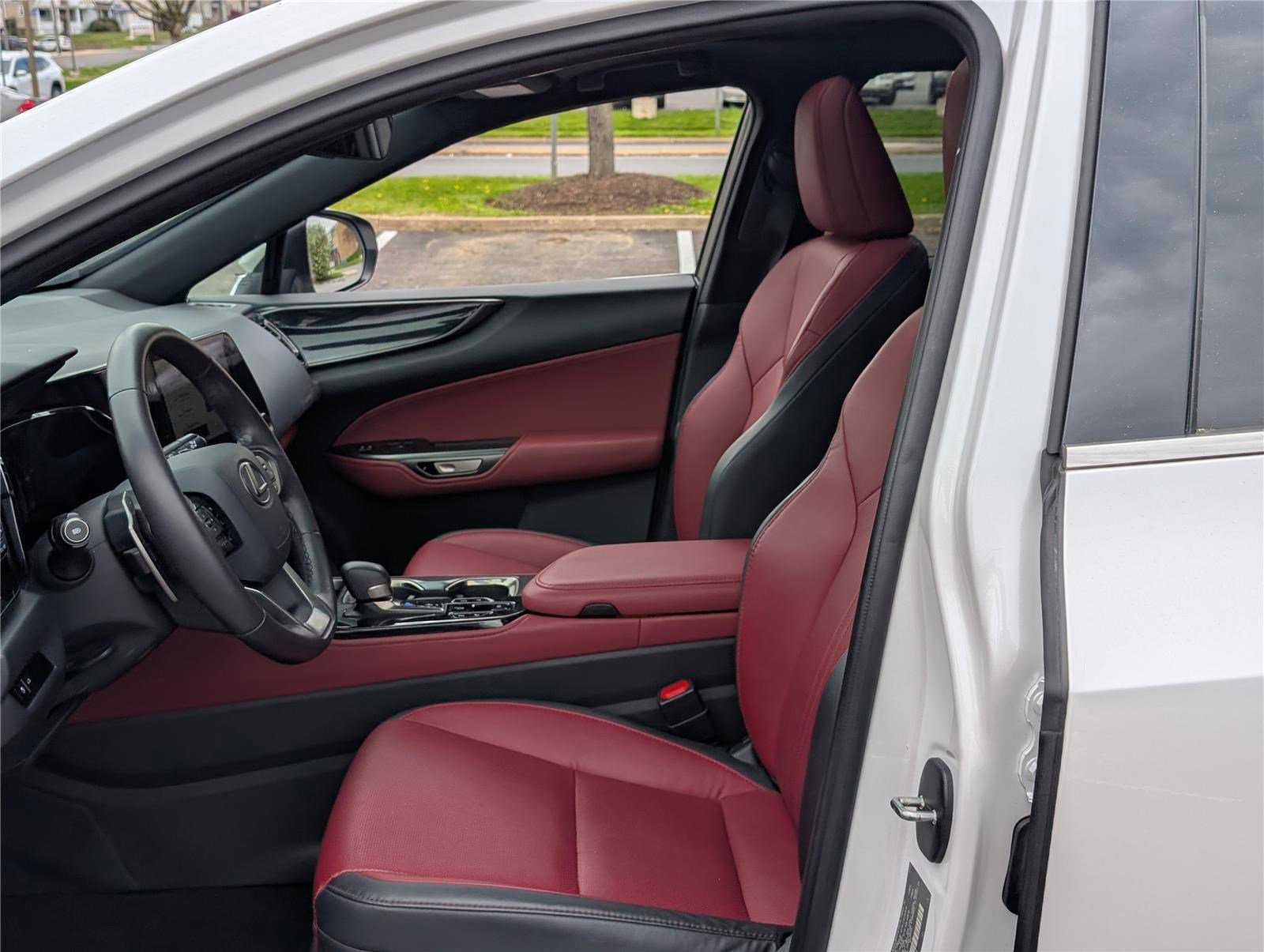 Used 2025 Lexus NX 350 AWD w/ Cold Area Package image 16