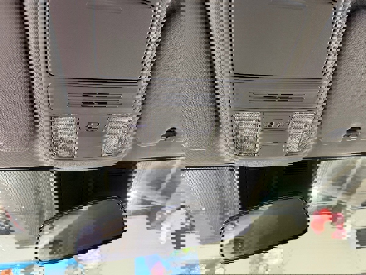 Used 2020 Honda CR-V LX image 22