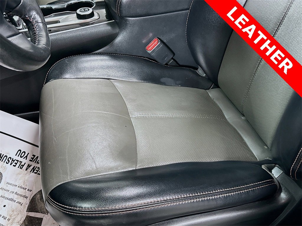 Used 2020 Nissan Pathfinder SL image 17