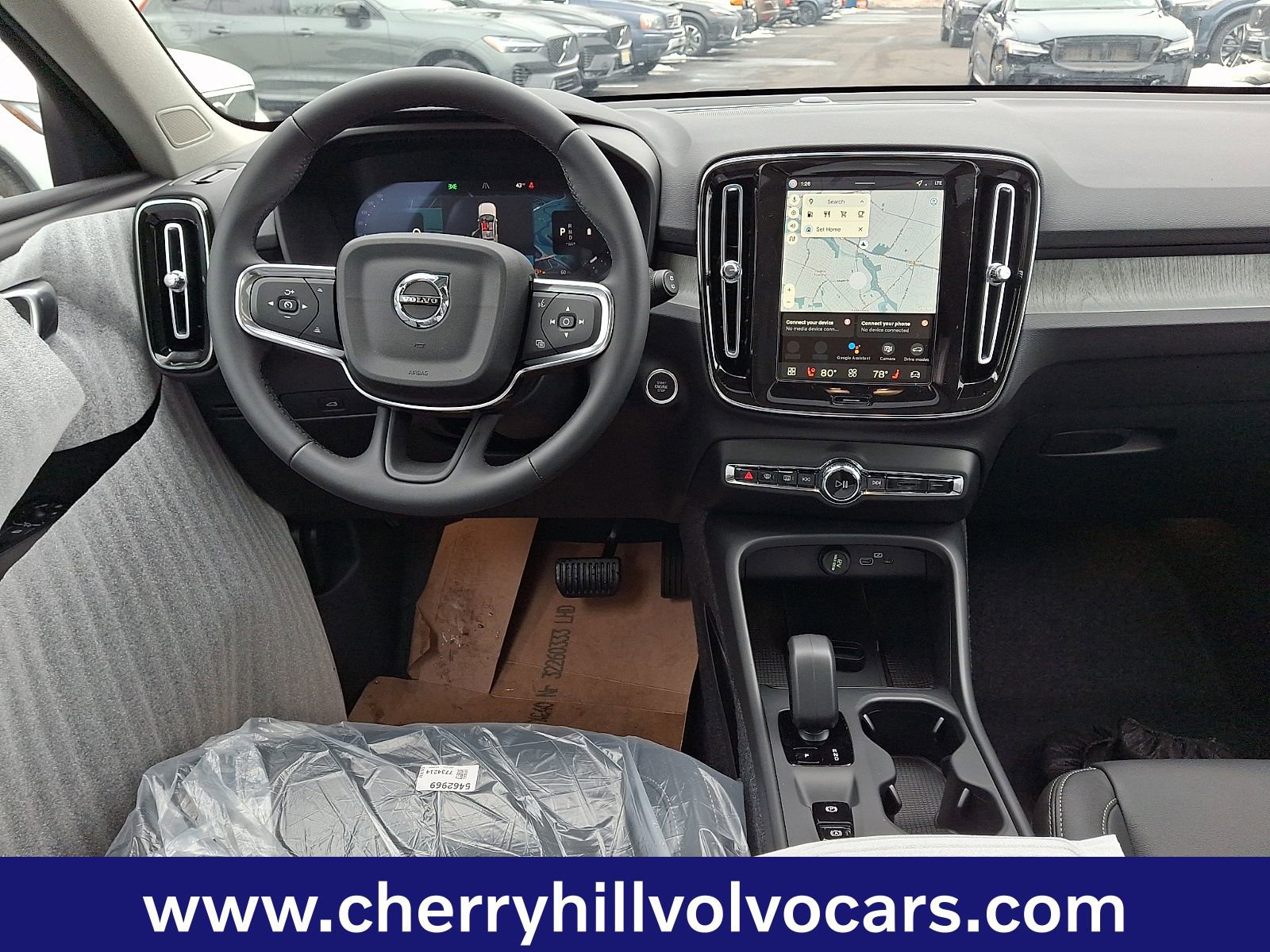 New 2026 Volvo XC40 B5 Core w/ Protection Package Premier image 8