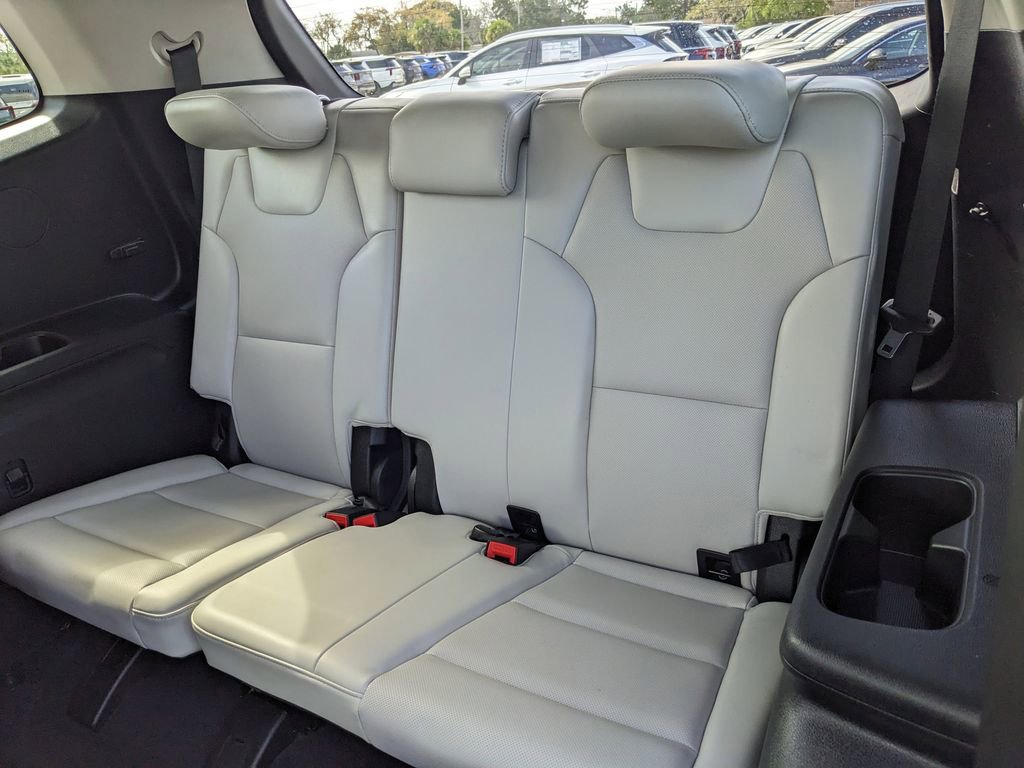 Certified 2024 Kia Telluride S w/ S Sunroof Package image 19