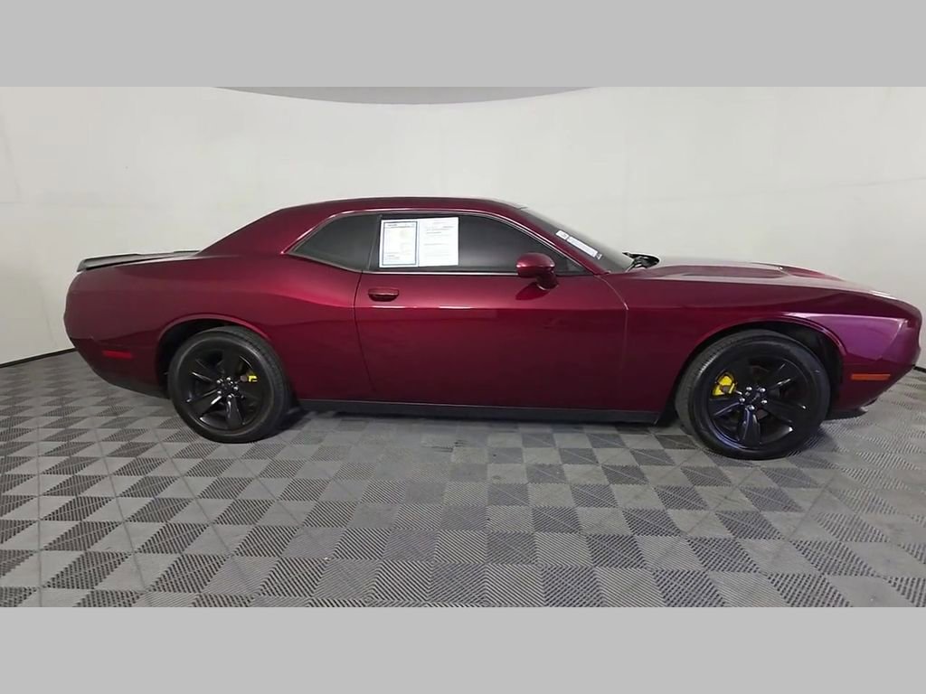 Used 2021 Dodge Challenger SXT RWD image 35