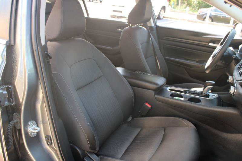Used 2019 Nissan Altima 2.5 S FWD image 10