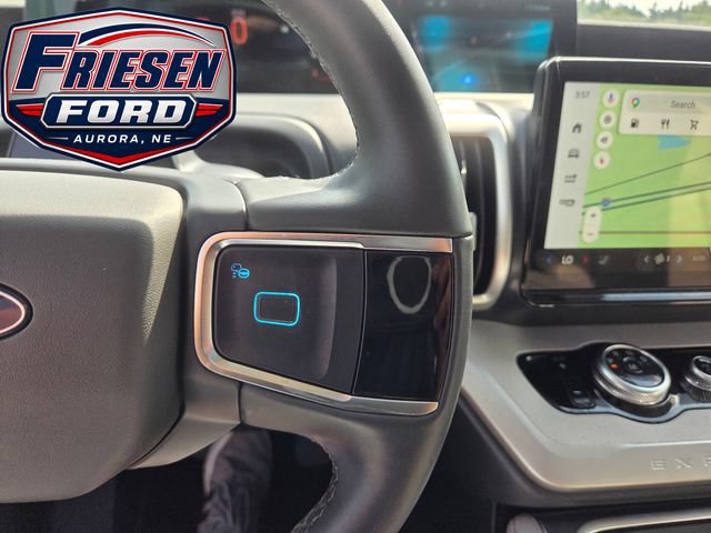 Used 2025 Ford Expedition Active AWD/4WD image 16