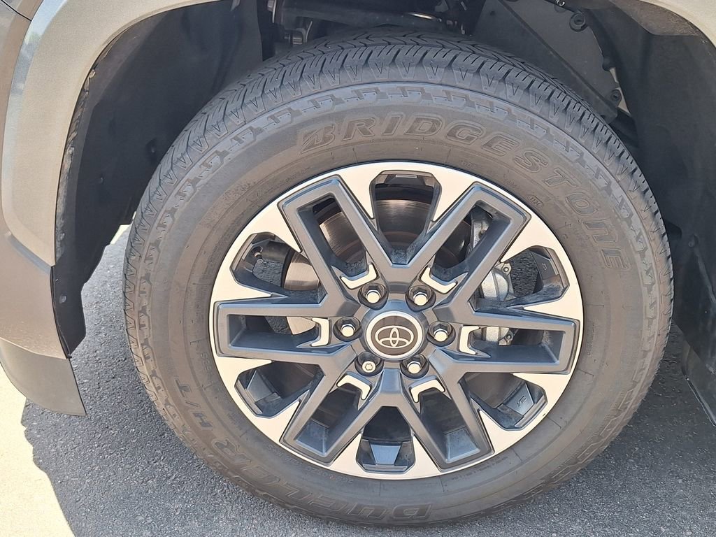 Used 2024 Toyota Sequoia Limited w/ Tow Technology Package AWD/4WD image 37