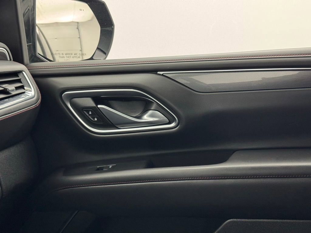 Used 2023 Chevrolet Suburban RST w/ Luxury Package image 46