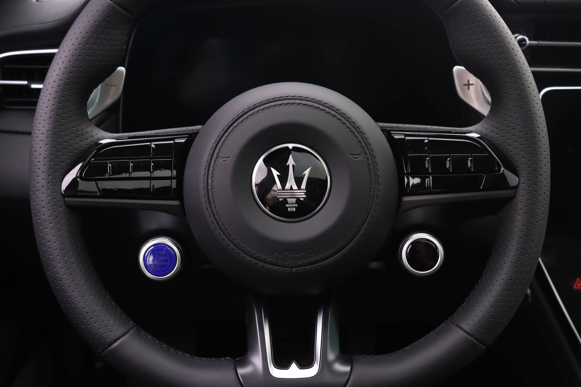 New 2024 Maserati Grecale GT image 12